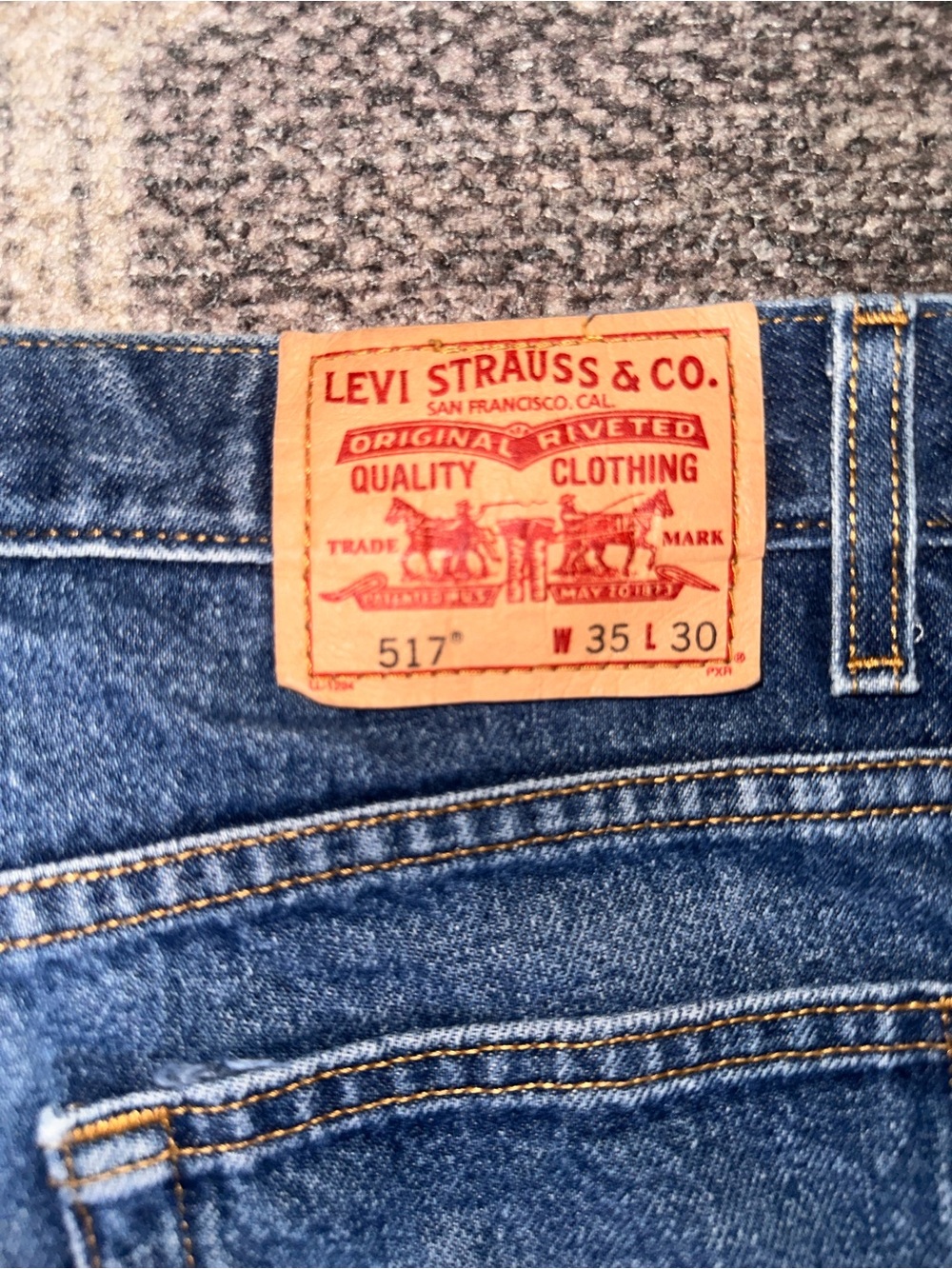 Classic Men's Blue Denim Jeans - Lightweight Comfort - Picture 5 of 9